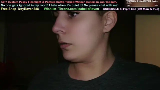 IsabelleRaven online show from January 11, 2026, 8:05 pm