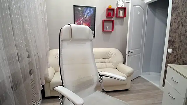 Snapshot of Milla_Cutie18 chatting on December 5, 2025, 6:45 am Milla Cutie18 online show from December 5, 2025, 6:45 am