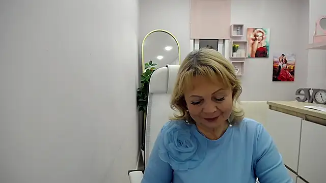 Milla Cutie18 online show from April 29, 2026, 4:16 am