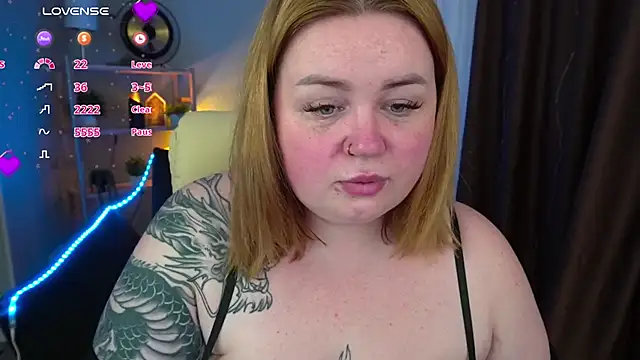 Snapshot of ZaraReignn chatting on March 6, 2025, 9:09 pm ZaraReignn online show from March 6, 2025, 9:09 pm