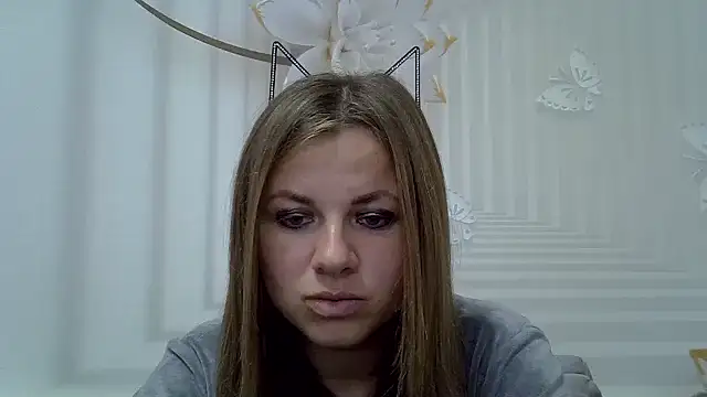 TinaFun4u online show from November 4, 2025, 8:29 am