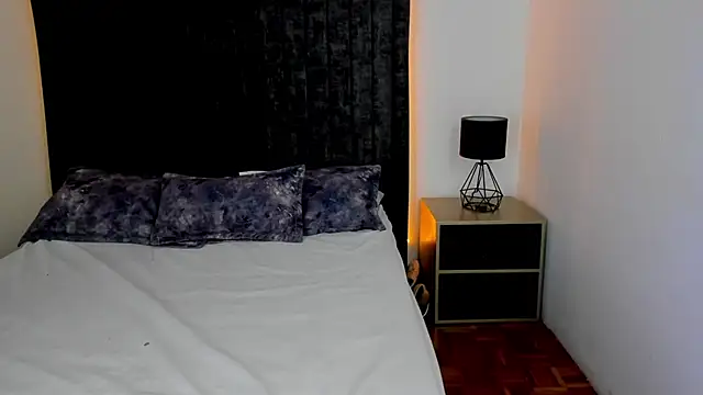 Snapshot of NataGarcia chatting on October 15, 2025, 3:20 pm NataGarcia online show from October 15, 2025, 3:20 pm