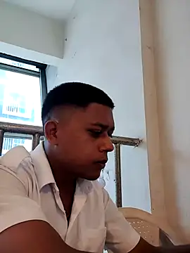 Snapshot of sailord chatting on October 31, 2025, 9:50 am sailord online show from October 31, 2025, 9:50 am