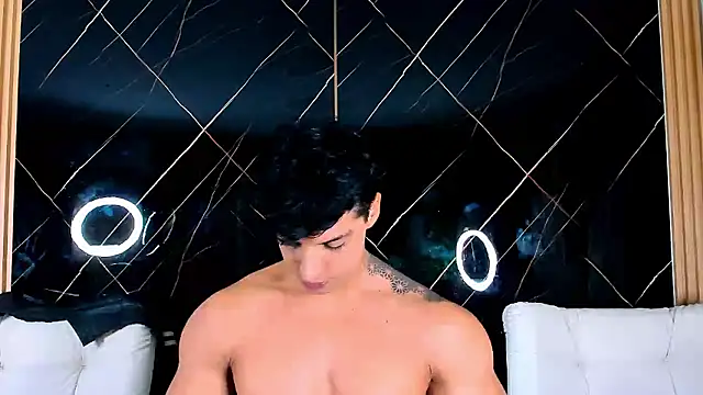 Owen Muzcle online show from January 7, 2026, 2:22 pm