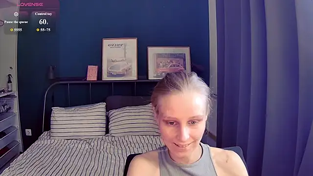 Snapshot of KatiKate chatting on July 19, 2026, 12:24 pm KatiKate online show from July 19, 2026, 12:24 pm
