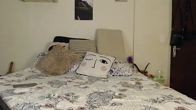 Yera W online show from February 11, 2025, 4:01 am