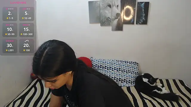 Pocahontas Princess  online show from November 13, 2025, 4:00 pm