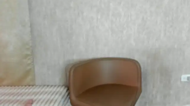 Snapshot of Violetrousse chatting on March 1, 2025, 10:10 pm Violetrousse online show from March 1, 2025, 10:10 pm