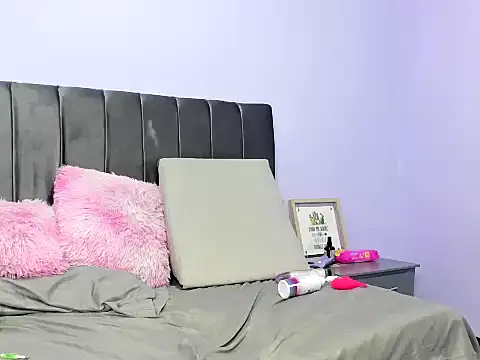 Snapshot of maite_horny chatting on January 15, 2025, 10:13 pm maite horny online show from January 15, 2025, 10:13 pm