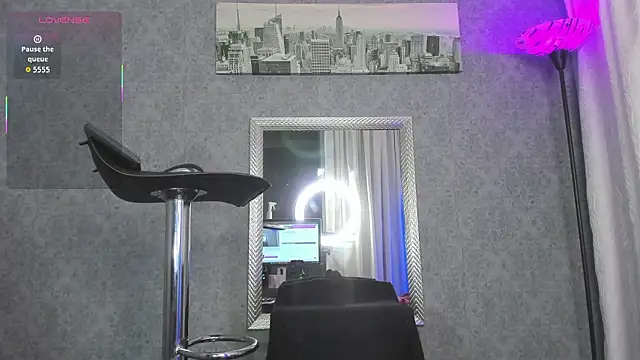  kitty wuichis online show from March 26, 2026, 5:50 am