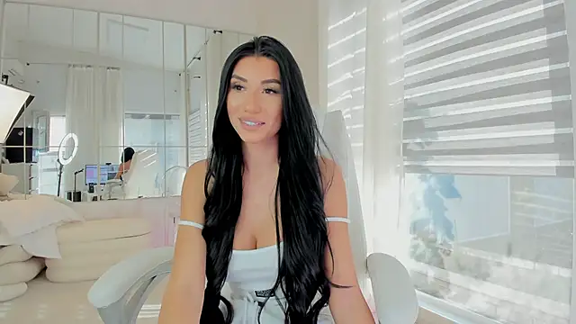 Snapshot of missdiamond_ chatting on October 29, 2025, 8:02 am missdiamond online show from October 29, 2025, 8:02 am