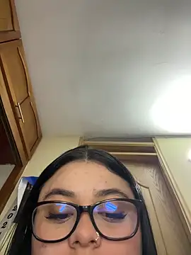 alissonfernandez  online show from March 25, 2026, 10:25 am