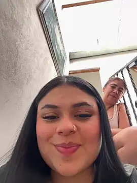Snapshot of alissonfernandez_ chatting on May 20, 2026, 7:22 pm alissonfernandez online show from May 20, 2026, 7:22 pm