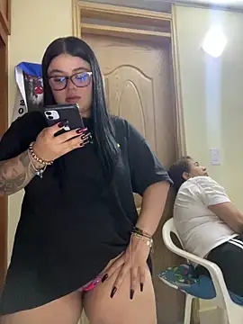 alissonfernandez  online show from February 27, 2026, 10:26 am