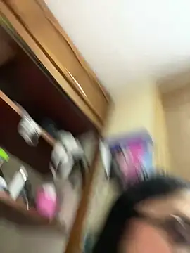 alissonfernandez  online show from March 4, 2026, 12:46 pm