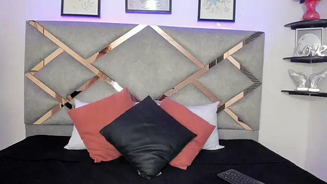 Snapshot of marian_pinzon chatting on March 12, 2025, 2:52 am marian pinzon online show from March 12, 2025, 2:52 am