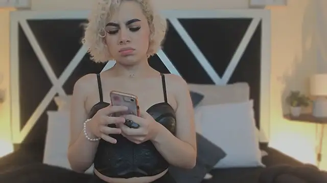 marian pinzon online show from December 23, 2025, 2:33 am