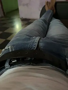 Desiboy   21 online show from February 18, 2025, 10:05 am