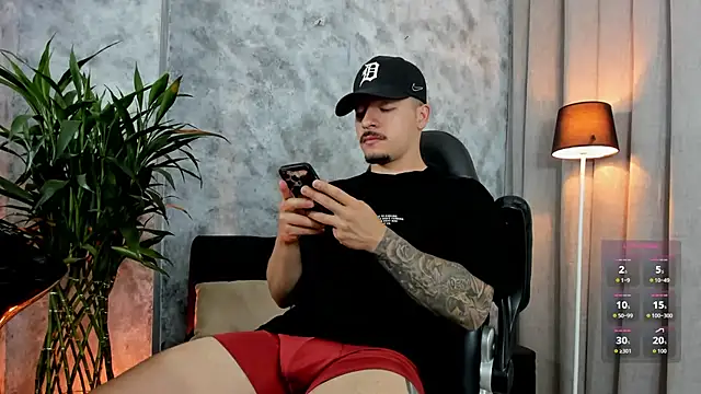 boyc022  online show from March 27, 2026, 12:41 am