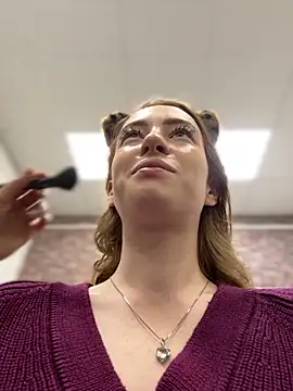 Snapshot of _AngelMoon_ chatting on November 1, 2025, 3:13 am AngelMoon online show from November 1, 2025, 3:13 am