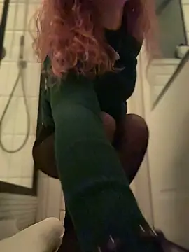 Snapshot of _AngelMoon_ chatting on October 13, 2025, 4:03 am AngelMoon online show from October 13, 2025, 4:03 am