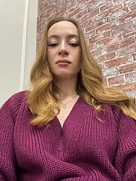 Snapshot of _AngelMoon_ chatting on November 15, 2025, 3:54 am AngelMoon online show from November 15, 2025, 3:54 am