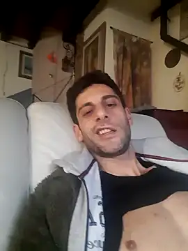 Snapshot of MrTamburine22 chatting on January 23, 2025, 1:56 pm MrTamburine22 online show from January 23, 2025, 1:56 pm