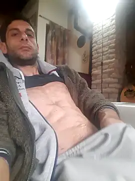 Snapshot of MrTamburine22 chatting on February 12, 2025, 12:22 pm MrTamburine22 online show from February 12, 2025, 12:22 pm