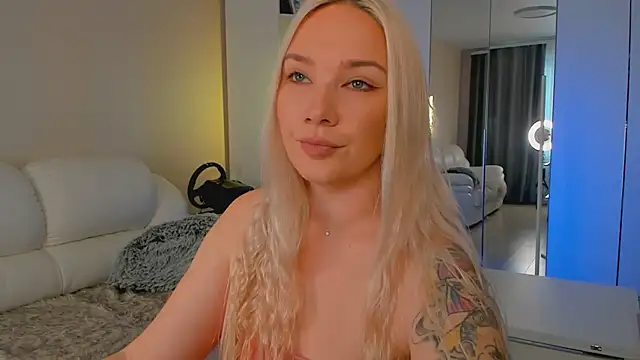 Snapshot of 1AlexaGoddess3 chatting on September 24, 2025, 5:36 am 1AlexaGoddess3 online show from September 24, 2025, 5:36 am