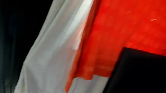 Snapshot of angela_nix chatting on October 9, 2025, 3:01 pm angela nix online show from October 9, 2025, 3:01 pm