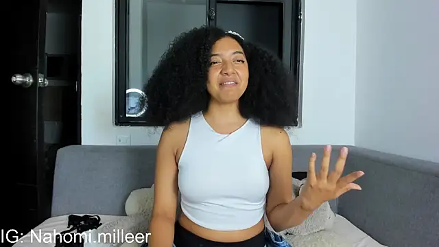 Snapshot of NAHOMI_MILLER chatting on December 19, 2025, 7:55 am NAHOMI MILLER online show from December 19, 2025, 7:55 am