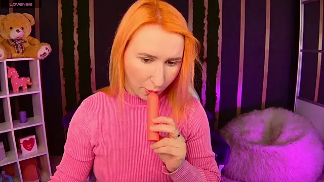 AliceBYKiss online show from March 10, 2026, 12:09 pm