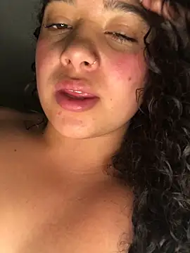 Julieta 333 online show from March 17, 2025, 6:40 am