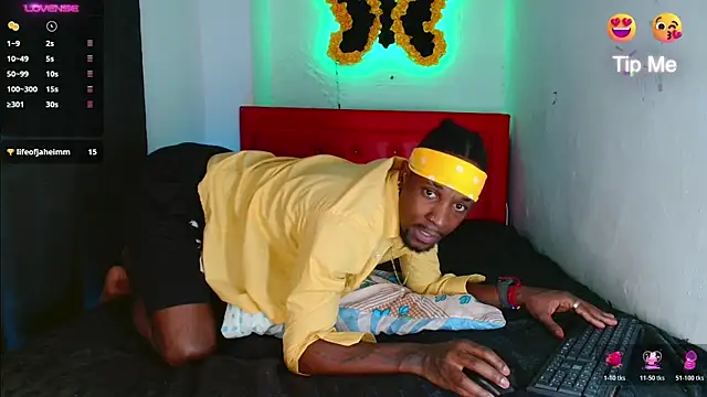 Aroonpapisex online show from April 10, 2026, 4:14 pm