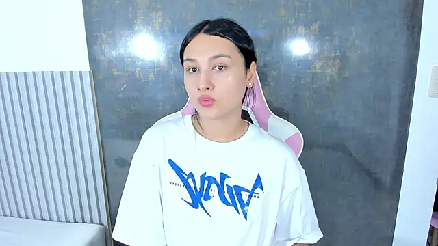 lana boomer online show from November 6, 2025, 7:51 pm