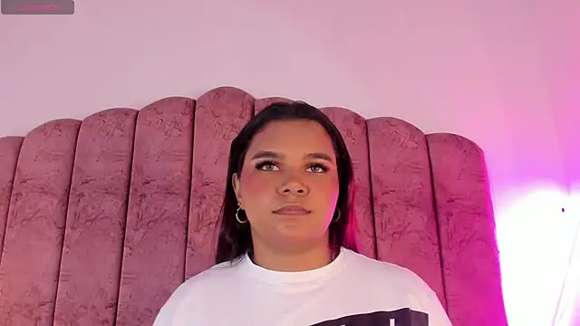 Carolina Evanss online show from December 18, 2025, 3:55 am