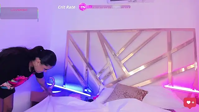 Snapshot of Carolina_Evanss chatting on October 18, 2025, 11:45 am Carolina Evanss online show from October 18, 2025, 11:45 am