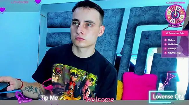 Snapshot of Salome_Moonn chatting on March 4, 2025, 12:39 am Salome Moonn online show from March 4, 2025, 12:39 am
