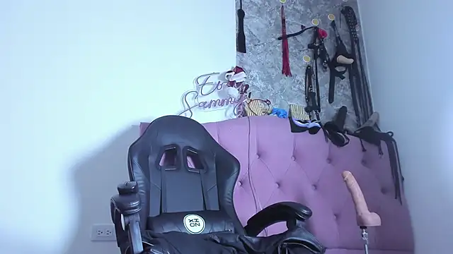 Snapshot of Evil_sammy chatting on November 26, 2025, 9:26 pm Evil sammy online show from November 26, 2025, 9:26 pm