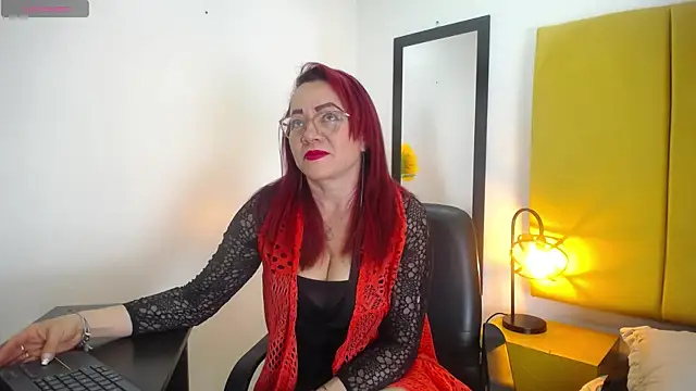 Snapshot of Lupiita223 chatting on September 23, 2025, 1:18 pm Lupiita223 online show from September 23, 2025, 1:18 pm