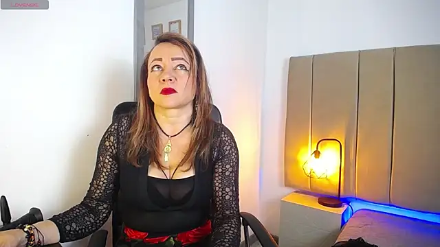 Snapshot of Lupiita223 chatting on February 28, 2025, 12:52 pm Lupiita223 online show from February 28, 2025, 12:52 pm