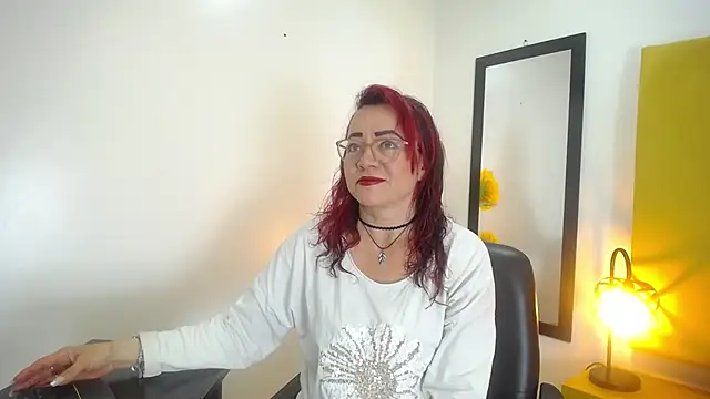 Snapshot of Lupiita223 chatting on September 28, 2025, 1:51 pm Lupiita223 online show from September 28, 2025, 1:51 pm