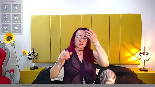 Snapshot of Lupiita223 chatting on September 15, 2025, 1:11 pm Lupiita223 online show from September 15, 2025, 1:11 pm