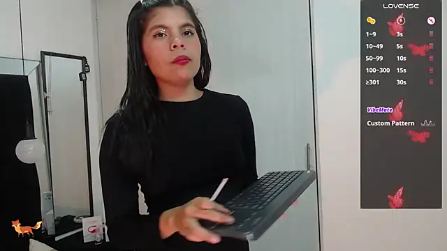 Snapshot of cutehanna1 chatting on March 8, 2025, 7:31 pm cutehanna1 online show from March 8, 2025, 7:31 pm