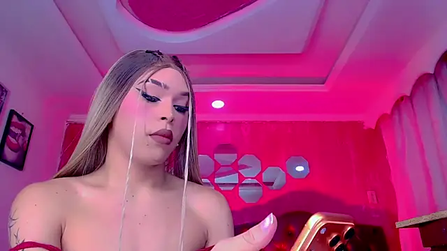 TiffanyMackensyy online show from April 30, 2026, 10:47 pm