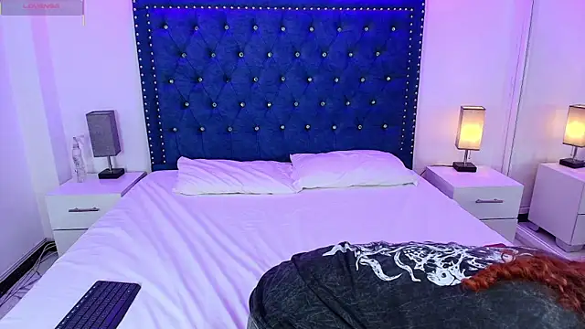 Theia moon online show from January 18, 2026, 4:49 am