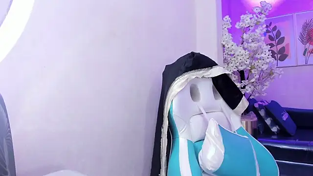 Theia moon online show from October 11, 2025, 1:23 pm