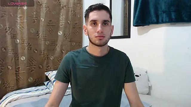 Snapshot of Thhiago_tay chatting on October 4, 2025, 10:55 pm Thhiago tay online show from October 4, 2025, 10:55 pm