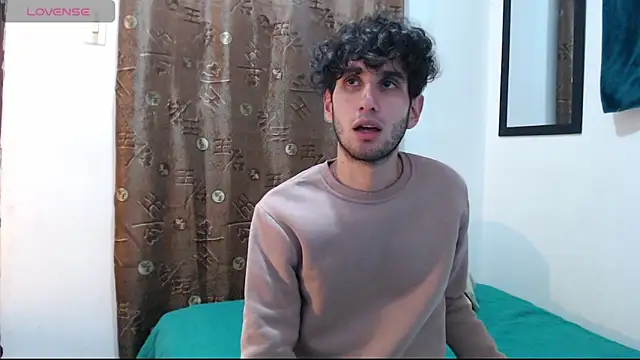 Snapshot of Thhiago_tay chatting on September 20, 2025, 4:50 am Thhiago tay online show from September 20, 2025, 4:50 am