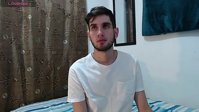 Thhiago tay online show from October 17, 2025, 5:55 am